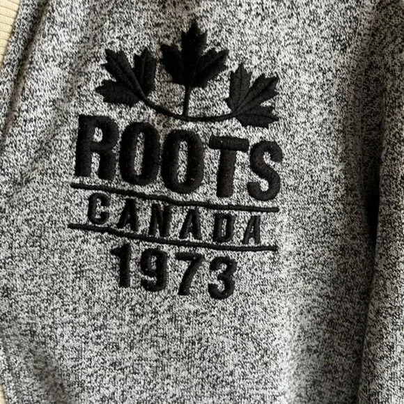Roots Hoodie Size Small Gray Red Ivory Canada 1973 - Picture 4 of 9